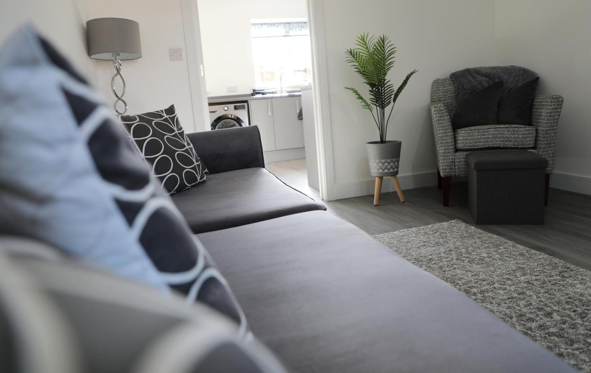 Modern, Two Double Bedroom House With Free Parking Chepstow Buitenkant foto