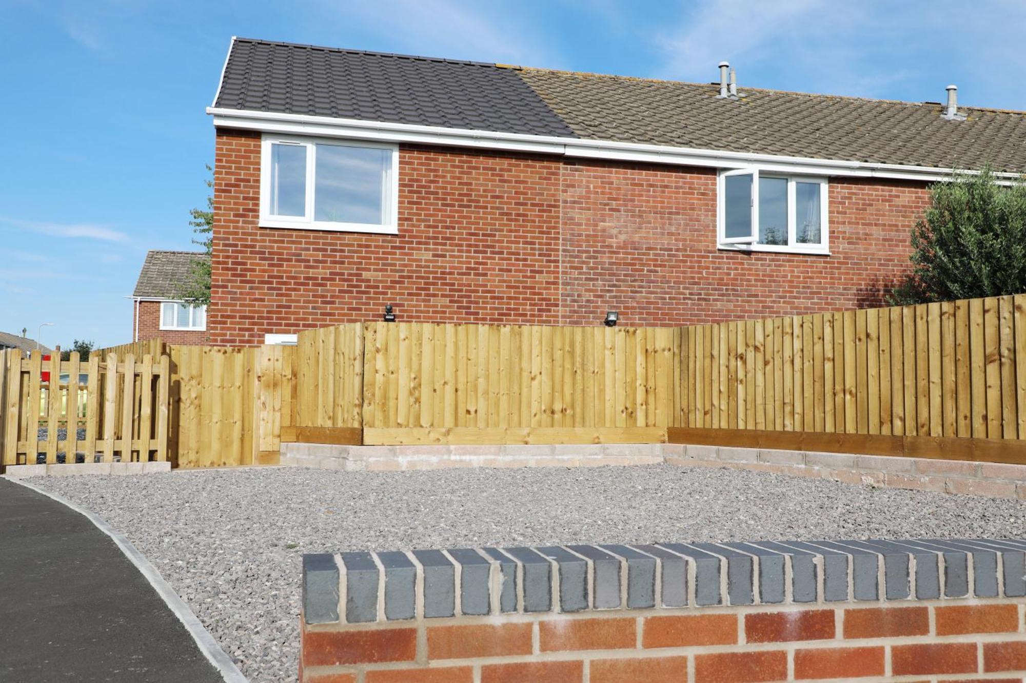 Modern, Two Double Bedroom House With Free Parking Chepstow Buitenkant foto